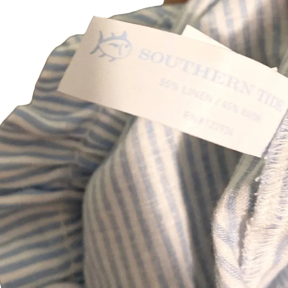NWT Southern Tide Emmie Skip Stripe Short in Size Medium - Picture 9 of 11